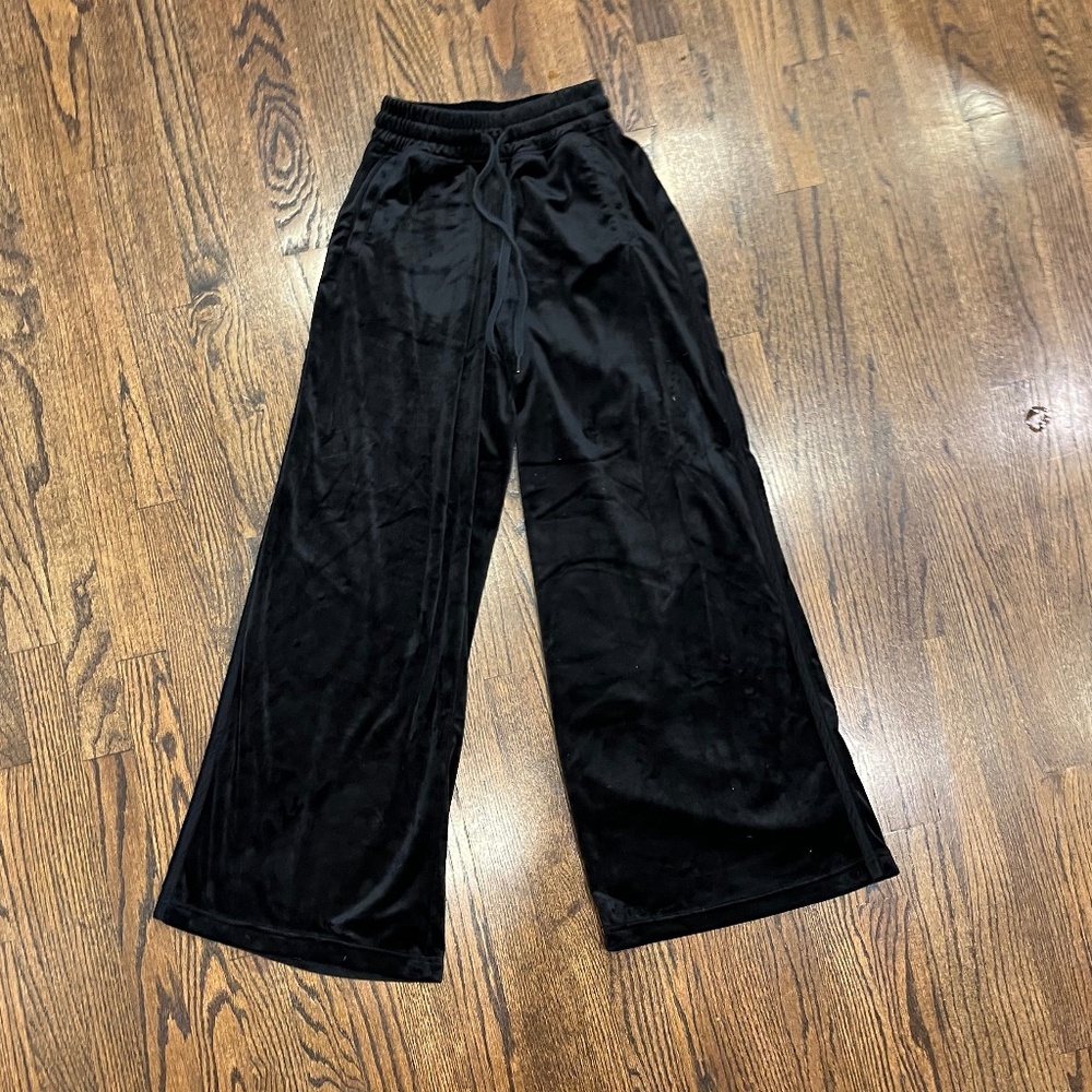 Aerie Wide leg Velvet Sweatpants